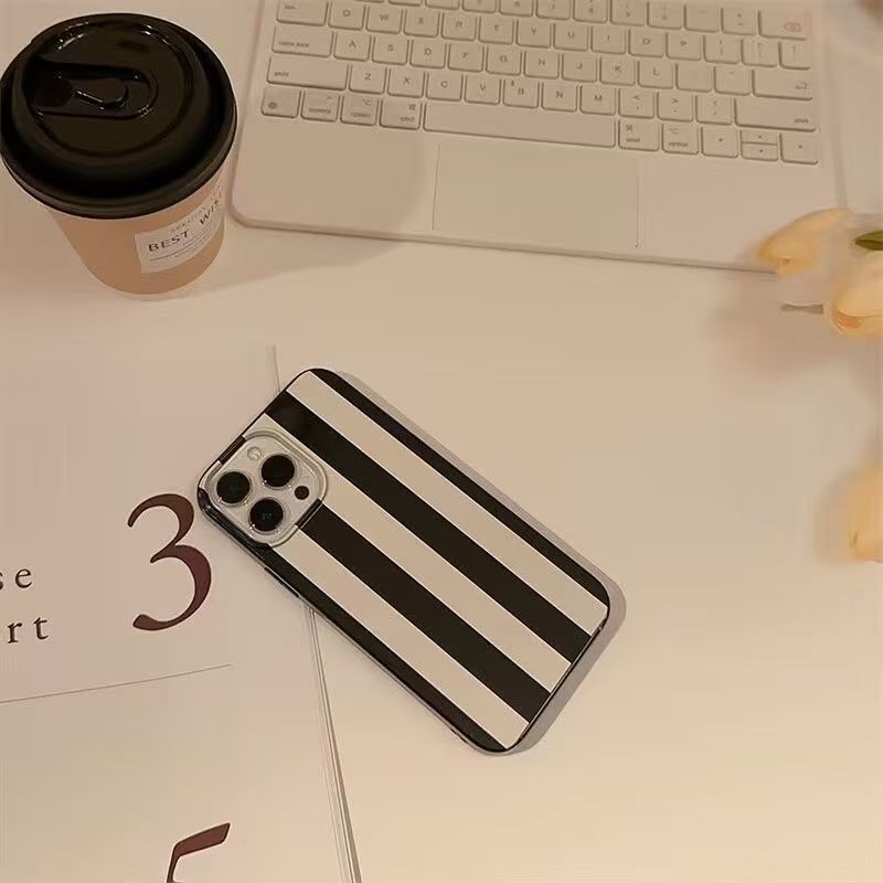 Small Niche Fresh Art Design W - đánh giá và giá Phone Cases Art
